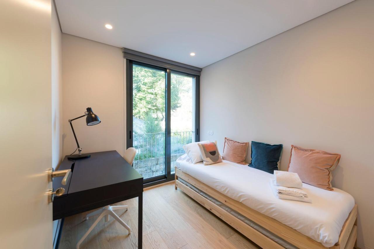 Lovelystay - Primrose 2Br Flat With Free Parking, Ac And Balcony OOporto Exterior foto